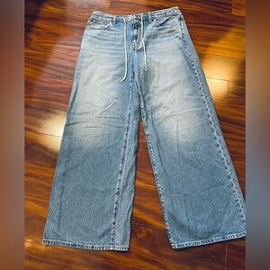 Madewell Super wide  Leg baggy style Blue Jeans with draw string size 30
